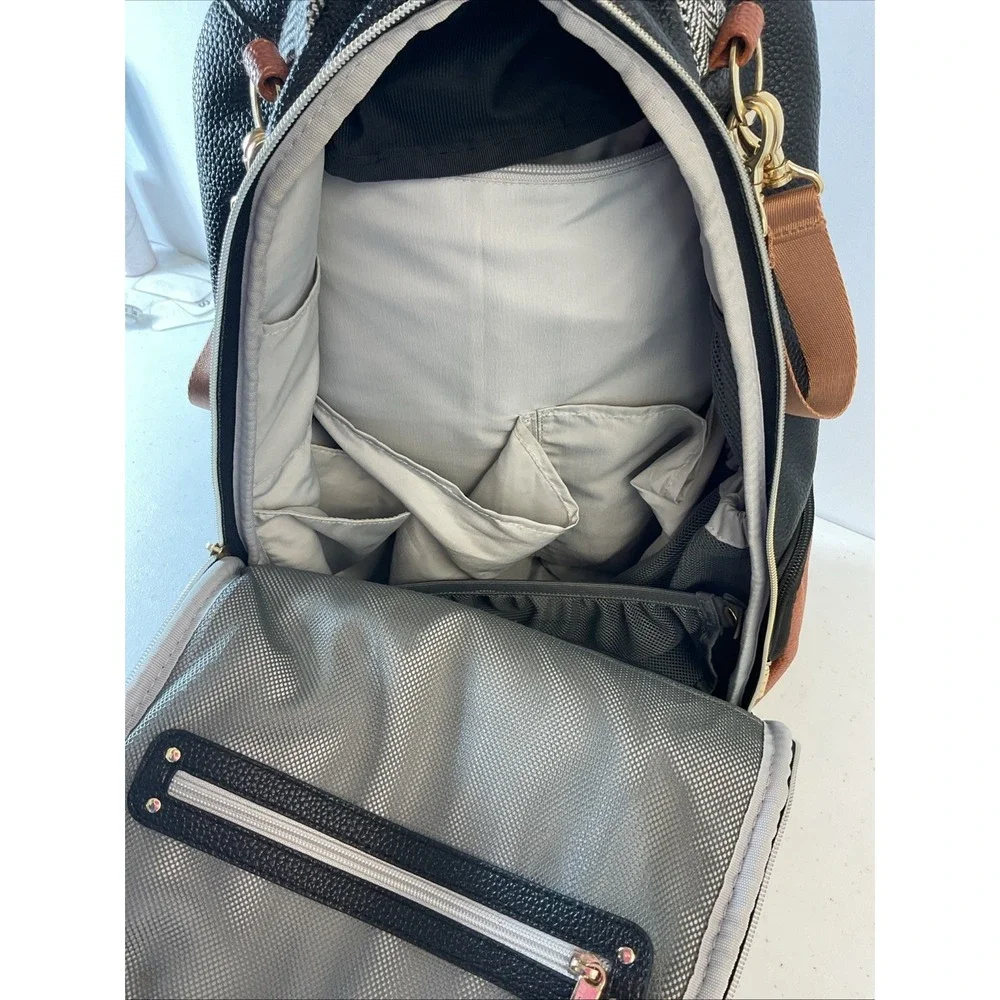 Itzy‎ Ritzy  Coffee&Cream Chevron Boss Backpack Diaper Bag Large Capacity Pad